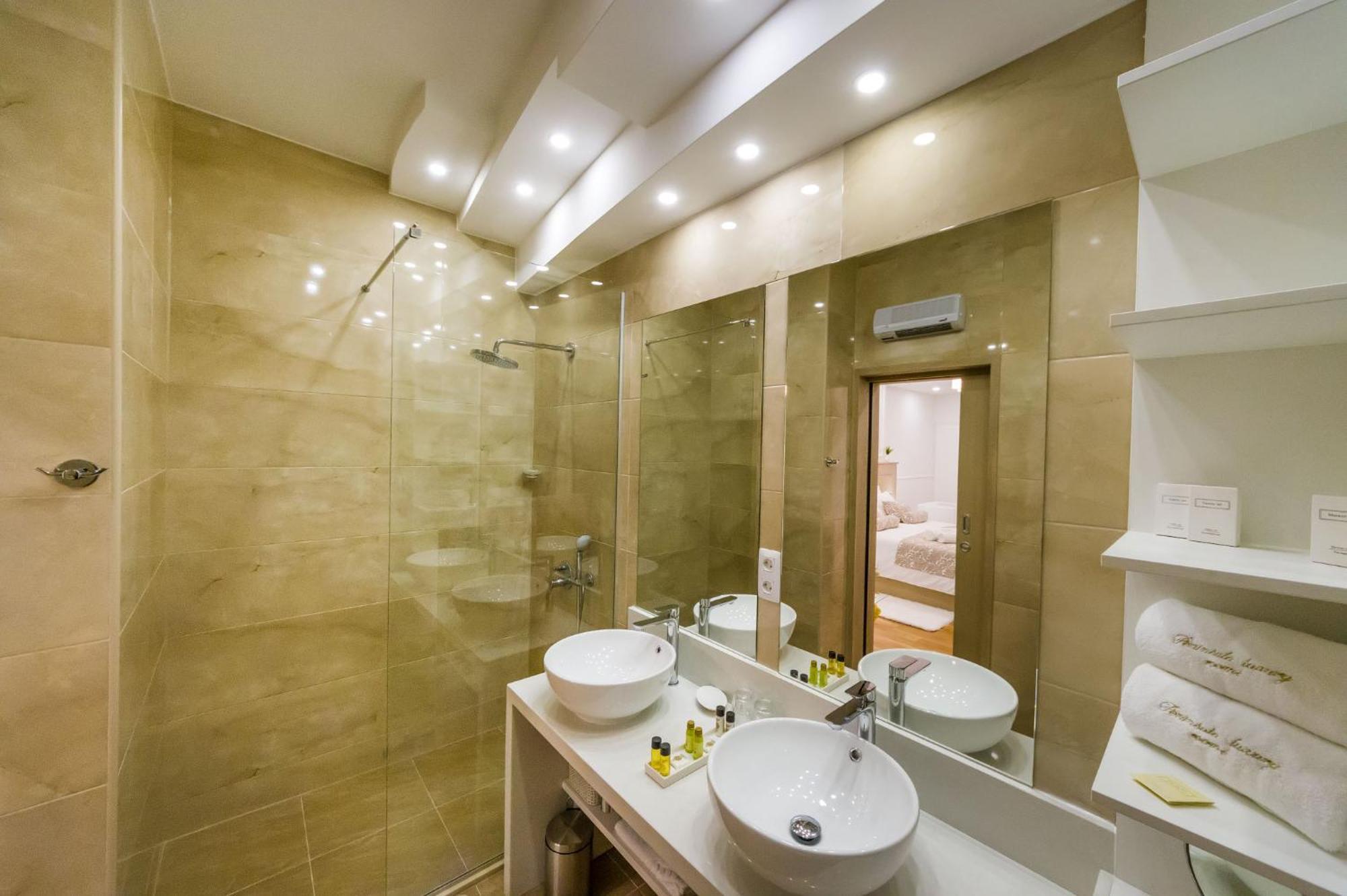 Peninsula Luxury Suite Zadar Buitenkant foto
